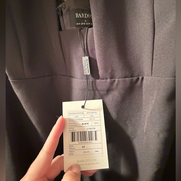 Bardot formal dress! - Picture 3 of 3